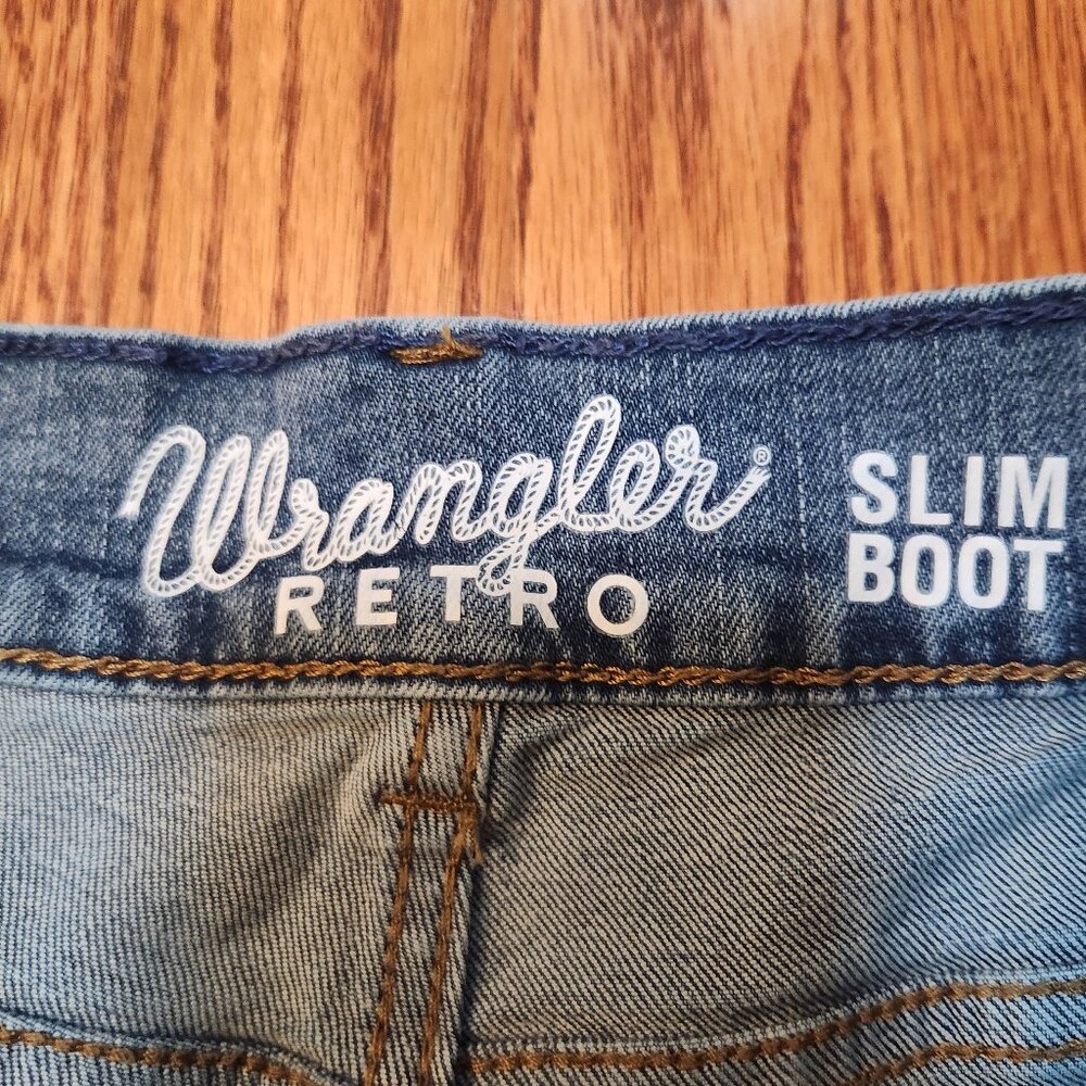 Wrangler Men's Retro Slim Boot Cut Jeans, 31x32 - Picture 5 of 6